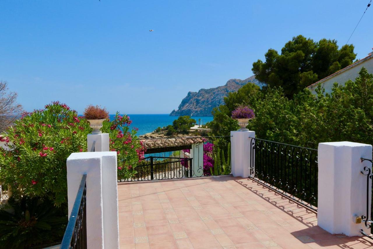 Villa Calalga Сasa Frente A La Playa Con Piscina Privada Calpe Exterior foto
